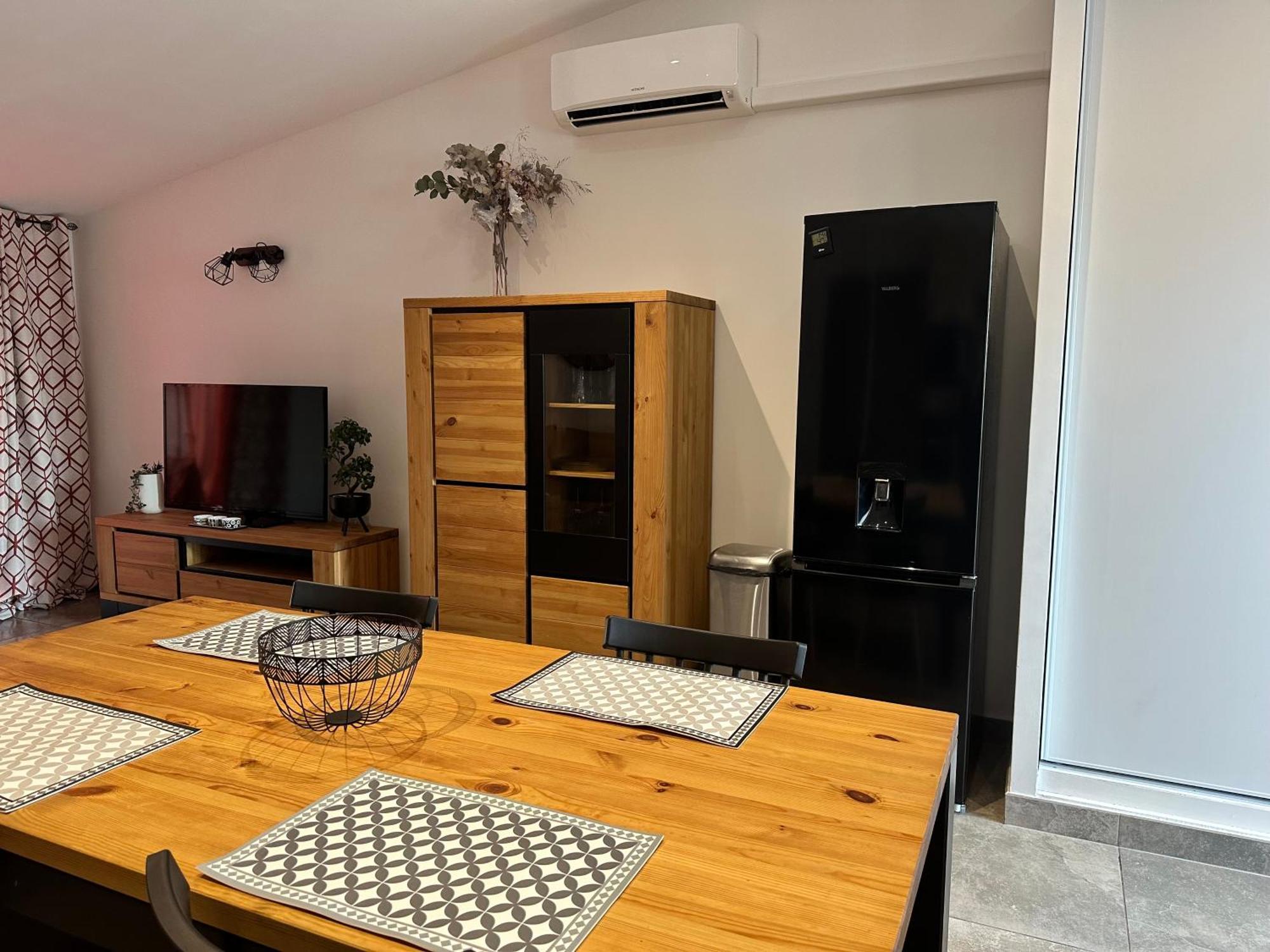 Maisonnette Du Mas Vert Montaren-et-Saint-Médiers Екстериор снимка