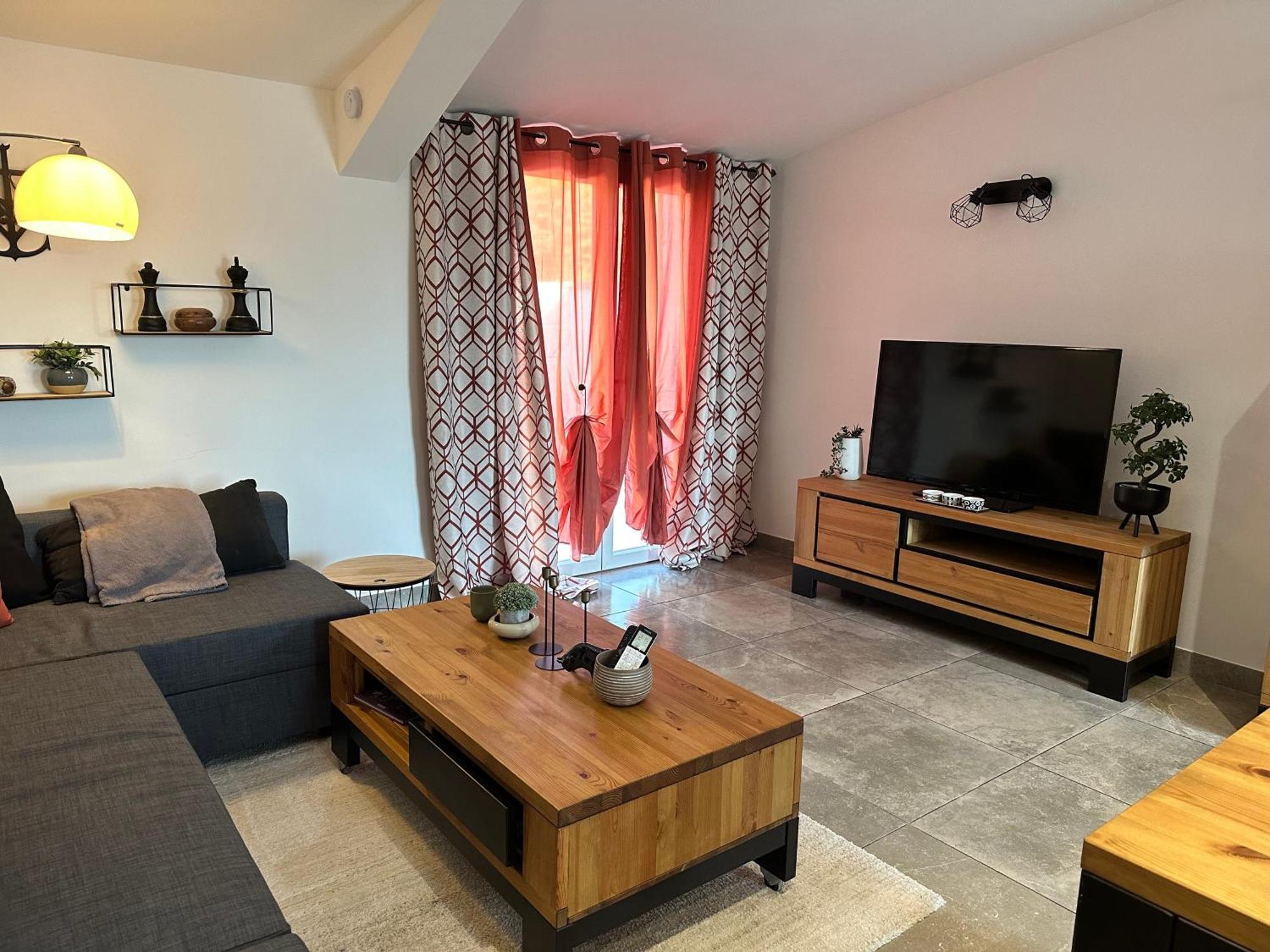 Maisonnette Du Mas Vert Montaren-et-Saint-Médiers Екстериор снимка
